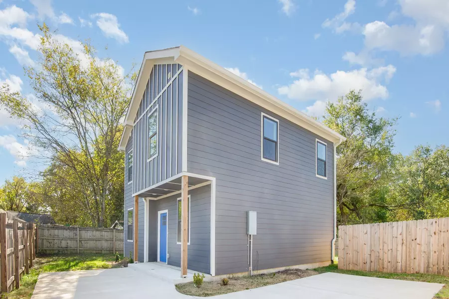 727 Flint Ridge Dr, Whites Creek, TN 37189