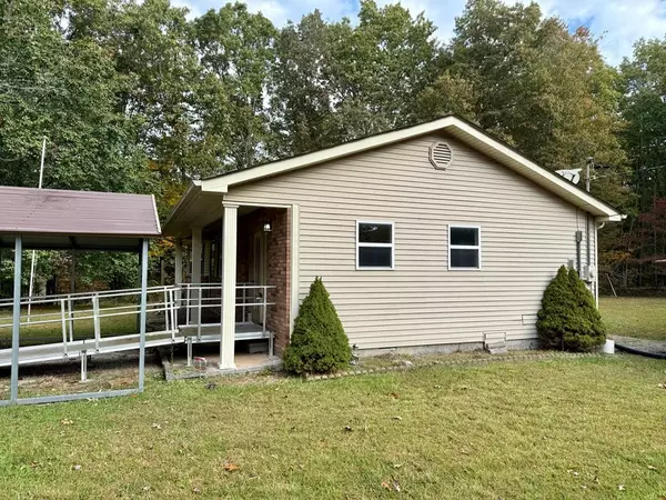 Jamestown, TN 38556,531 Mary Cromwell Rd