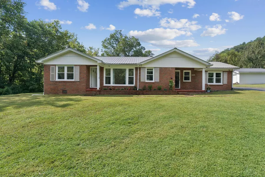 4341 Gassaway Rd, Woodbury, TN 37190