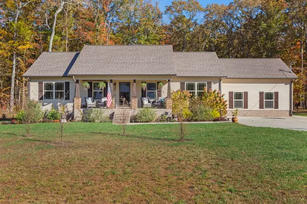 637 N Ballard Rd, Manchester, TN 37355