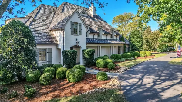 Nashville, TN 37215,2223 Hemingway Dr