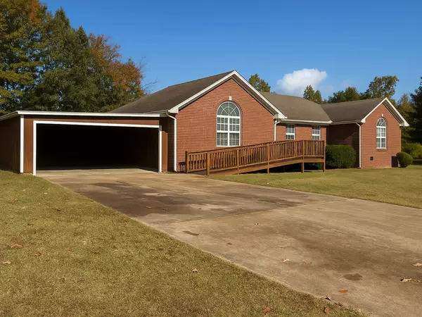 Lawrenceburg, TN 38464,102 Woodside Ln