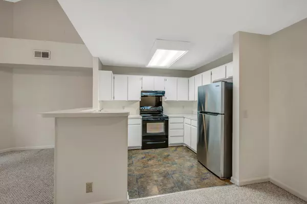 Nashville, TN 37211,5236 Village Way