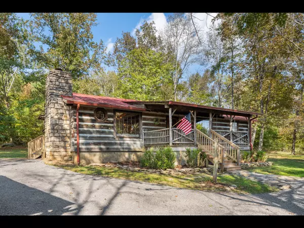 Columbia, TN 38401,1090 Derryberry Cemetery Rd