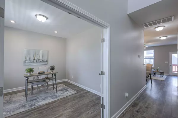 Murfreesboro, TN 37128,613 Burnley Way