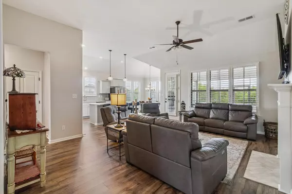 Oakland, TN 38060,130 LAUREL WOOD LN