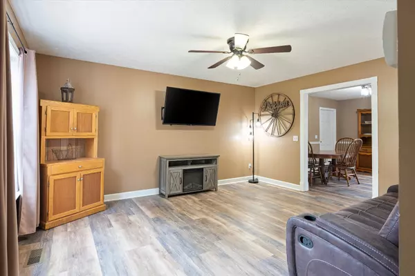 Dickson, TN 37055,486 Sylvis Rd