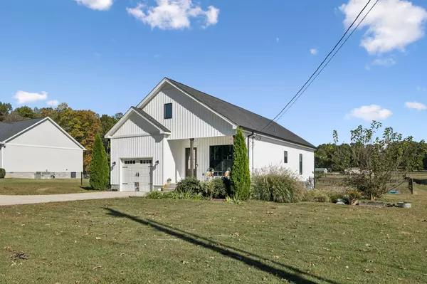 Dickson, TN 37055,393 Pruett Rd