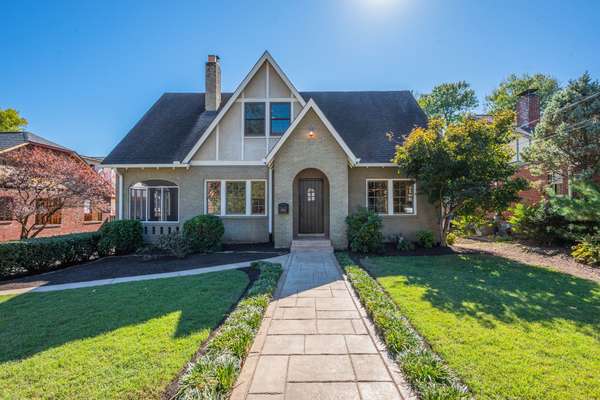 2104 Early Avenue, Nashville, TN 37206