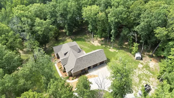 Big Sandy, TN 38221,674 Cantrell Rd