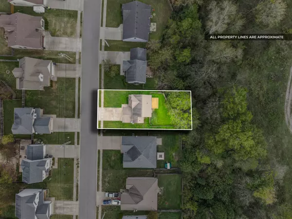 Oak Grove, KY 42262,213 Azalea Dr