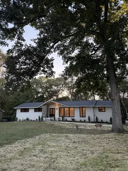7206 Birch Bark Dr, Nashville, TN 37221