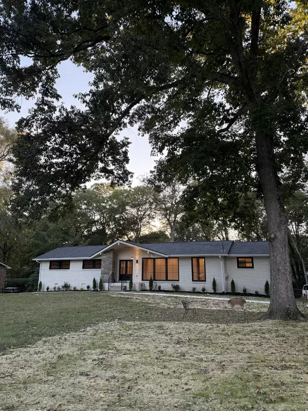 7206 Birch Bark Dr, Nashville, TN 37221