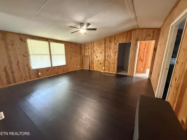 Jamestown, TN 38556,152 Woodlawn Drive