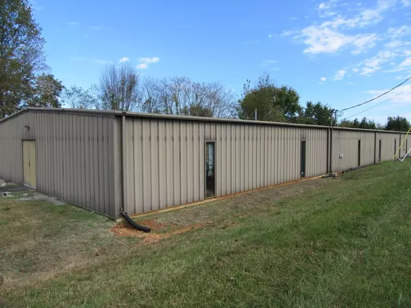 Doyle, TN 38559,436 Mountain St