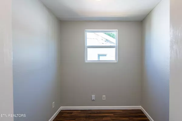 Knoxville, TN 37917,2109 Cecil Ave