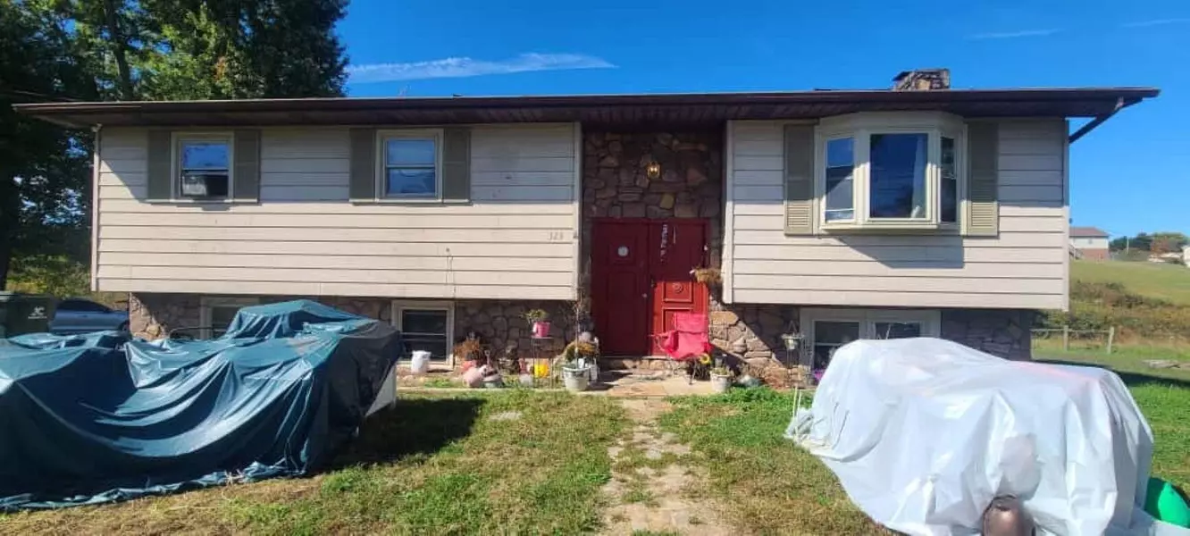 323 Hugh Cox RD, Johnson City, TN 37615