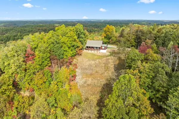 Hilham, TN 38568,604 Hickory Ln