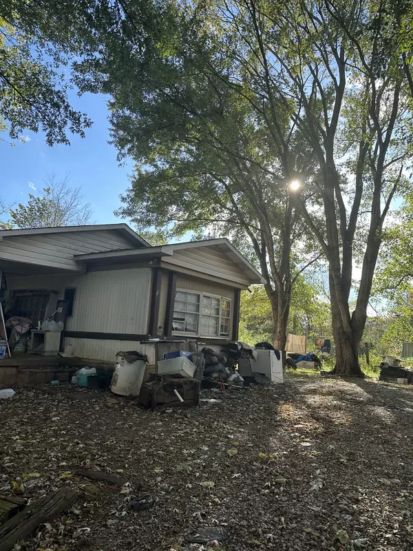 Livingston, TN 38570,622 County House Rd