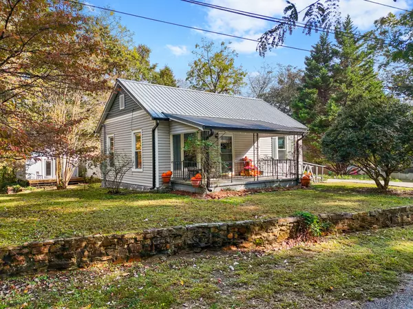 Chattanooga, TN 37409,5704 Pumpkin Pie Lane