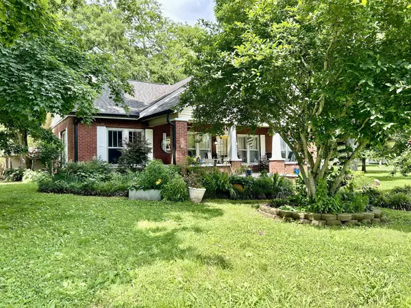 Elkton, TN 38455,395 Market St