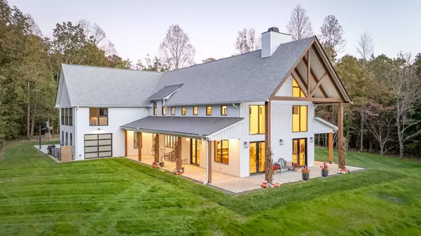 Mc Ewen, TN 37101,3756 Rial Road