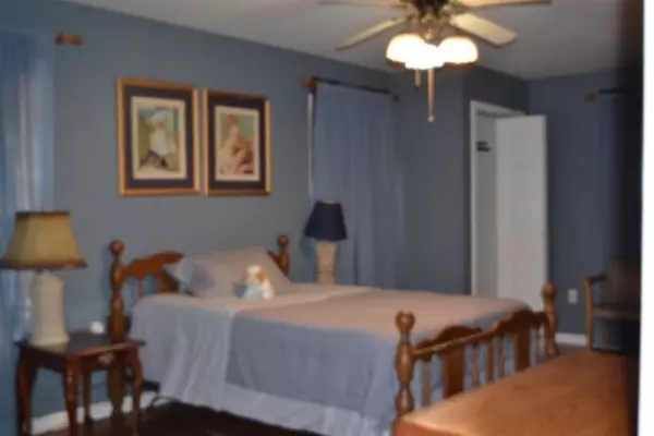 Celina, TN 38551,218 E Lake Ave