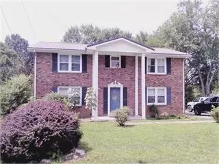 509 Linda Dr, Hopkinsville, KY 42240