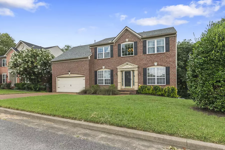 6924 Stone Run Dr, Nashville, TN 37211