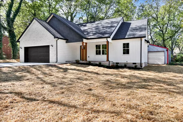 205 Jordan Rd, Clarksville, TN 37042