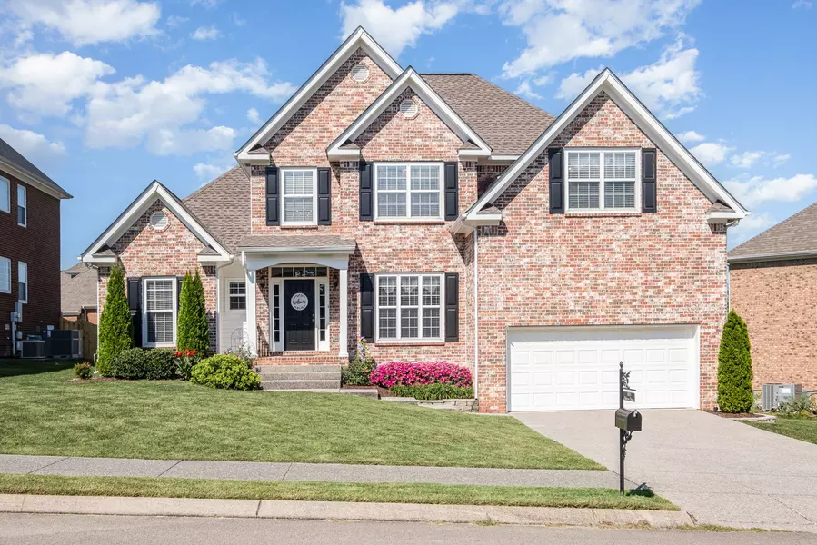 1015 Belcor Dr, Spring Hill, TN 37174