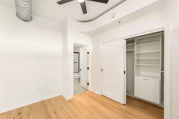 Nashville, TN 37212,900 20th Ave #S #604