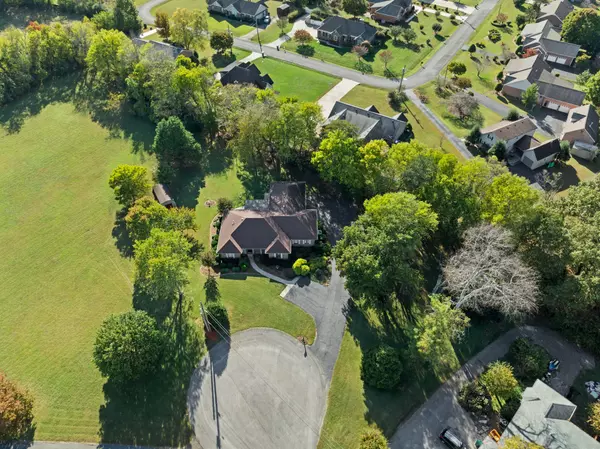 Winchester, TN 37398,238 Jills Lndg