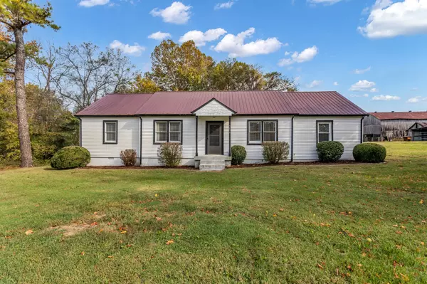 3094 Williamsport Pike, Columbia, TN 38401