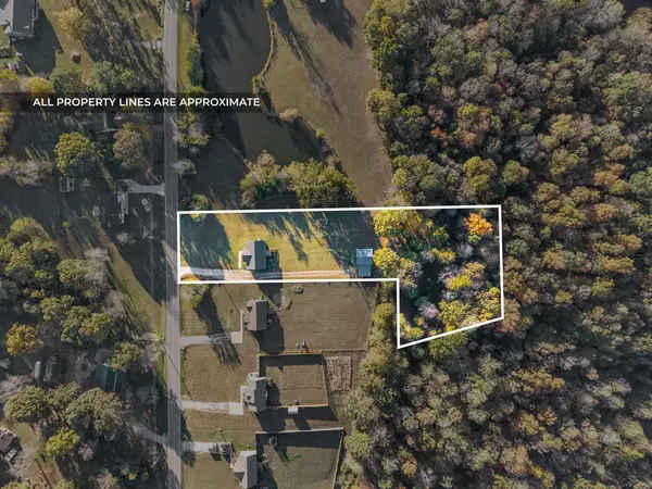 Charlotte, TN 37036,3762 Bowker Road