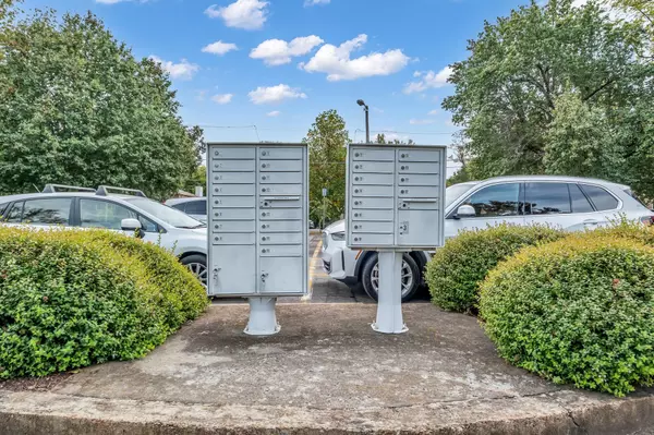 Nashville, TN 37204,1112 Clifton Ln #22