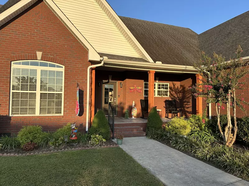 1017 Crowell Dr, Christiana, TN 37037