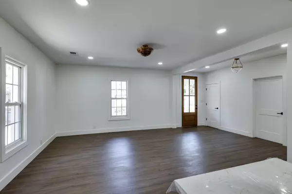 Franklin, TN 37064,931 Glass St