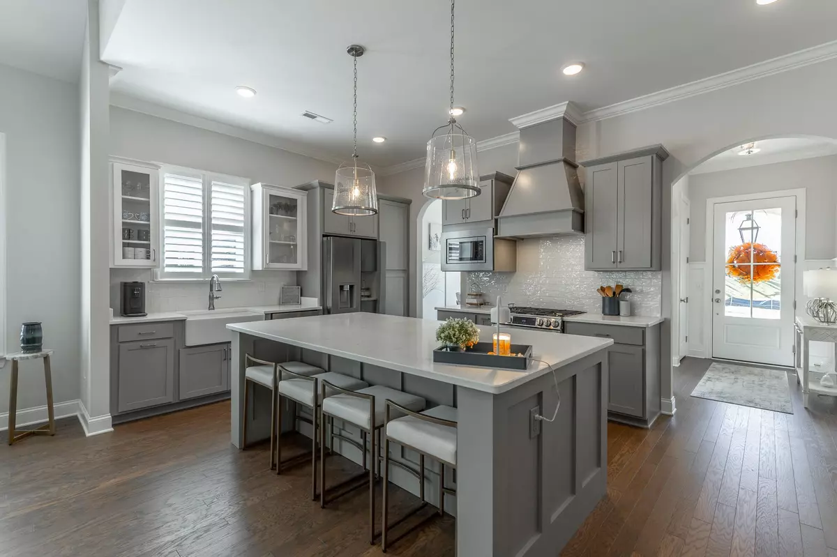 Hixson, TN 37343,1949 Farmstead Drive