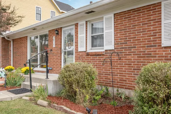 Nashville, TN 37206,211 Perlen Dr
