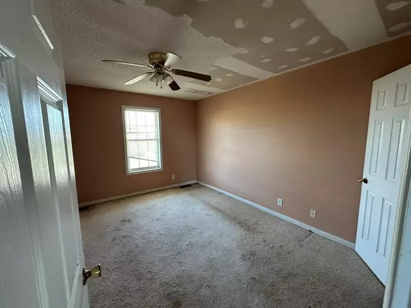 Oak Grove, KY 42262,691 Artic Ave