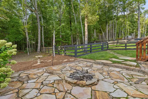 Signal Mountain, TN 37377,7231 Grey Hawk Trail