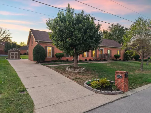 Hendersonville, TN 37075,102 Hickory Trl