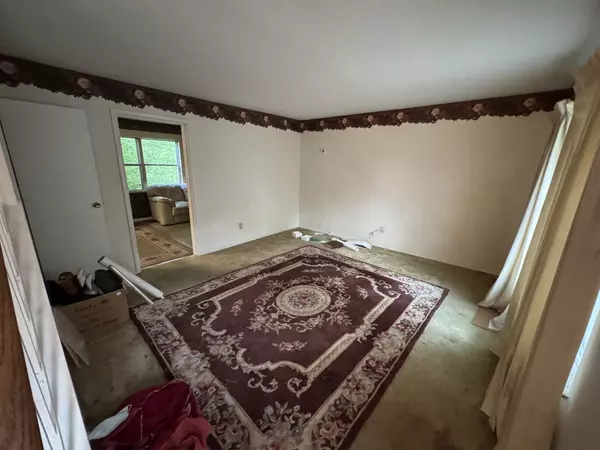 Knoxville, TN 37909,1041 W Park Dr