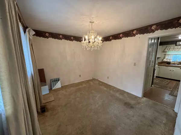 Knoxville, TN 37909,1041 W Park Dr