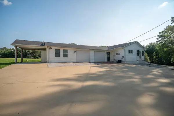 Lawrenceburg, TN 38464,876 W Point Rd