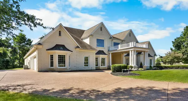 Clarksville, TN 37043,2360 Memorial Drive Ext