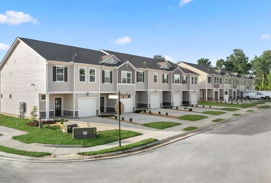 712 Big Bend Ct, White House, TN 37188