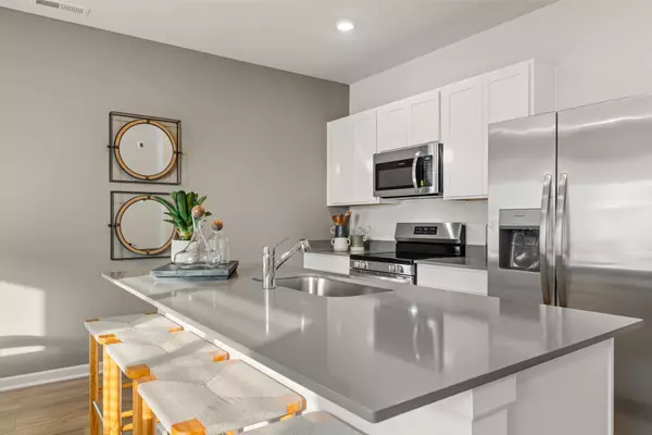 White House, TN 37188,716 Big Bend Ct