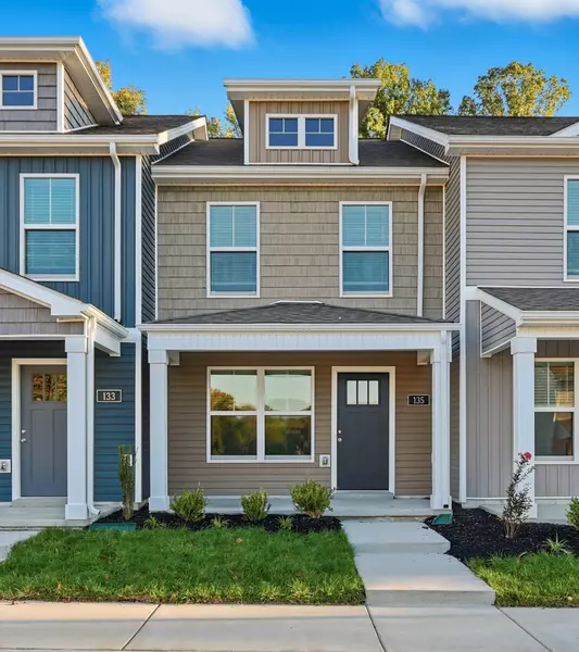 135 Quarry Point Dr #C135, Clarksville, TN 37043